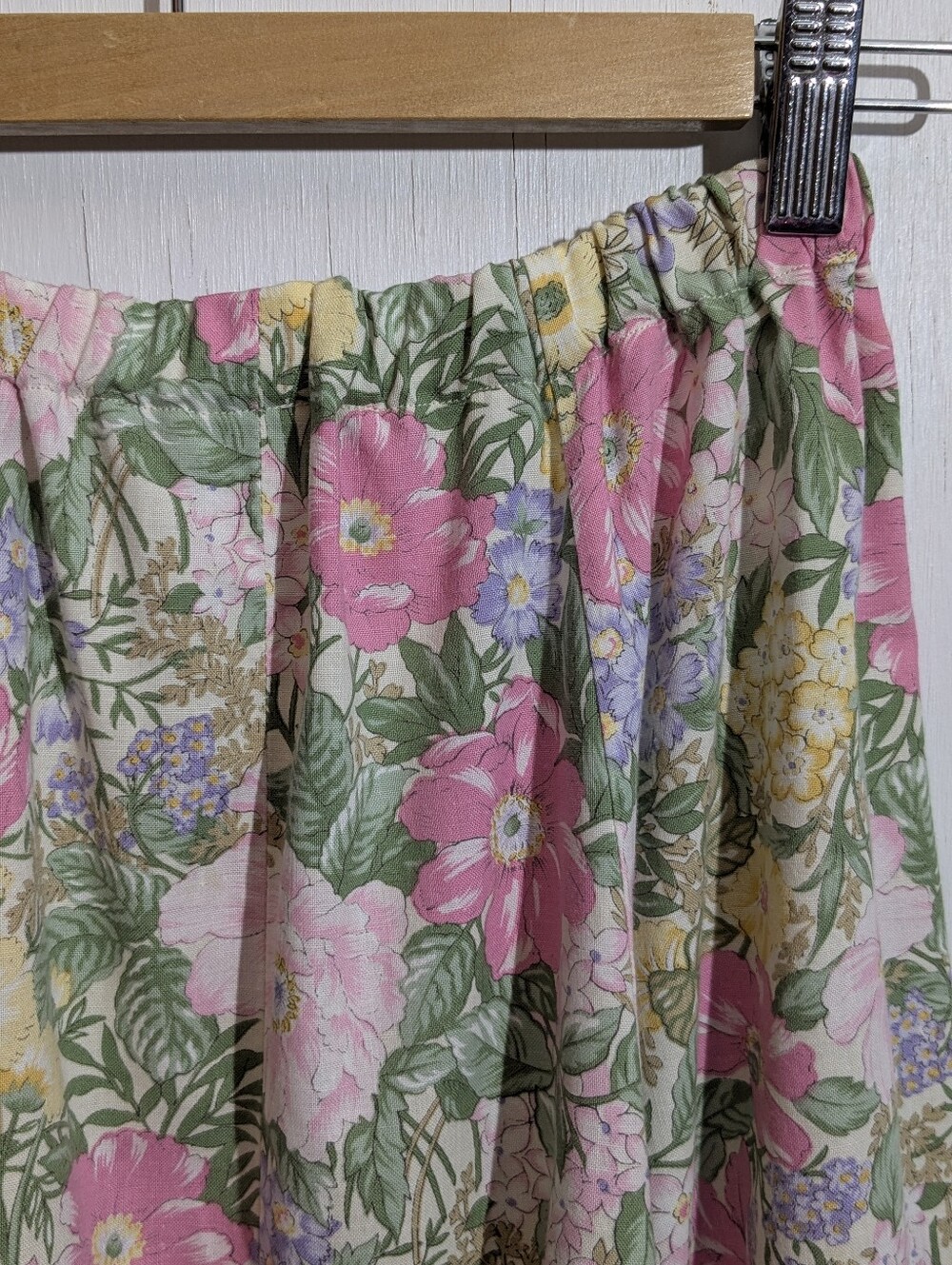 Spring Flower Trio Collection - Picture 4 of 11
